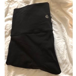 women’s black wunder under high rise 4